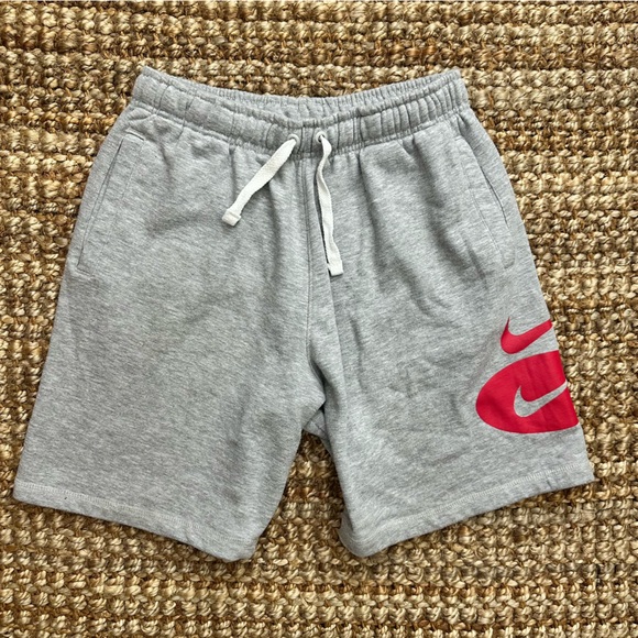 Sold - Picture 3 of 7